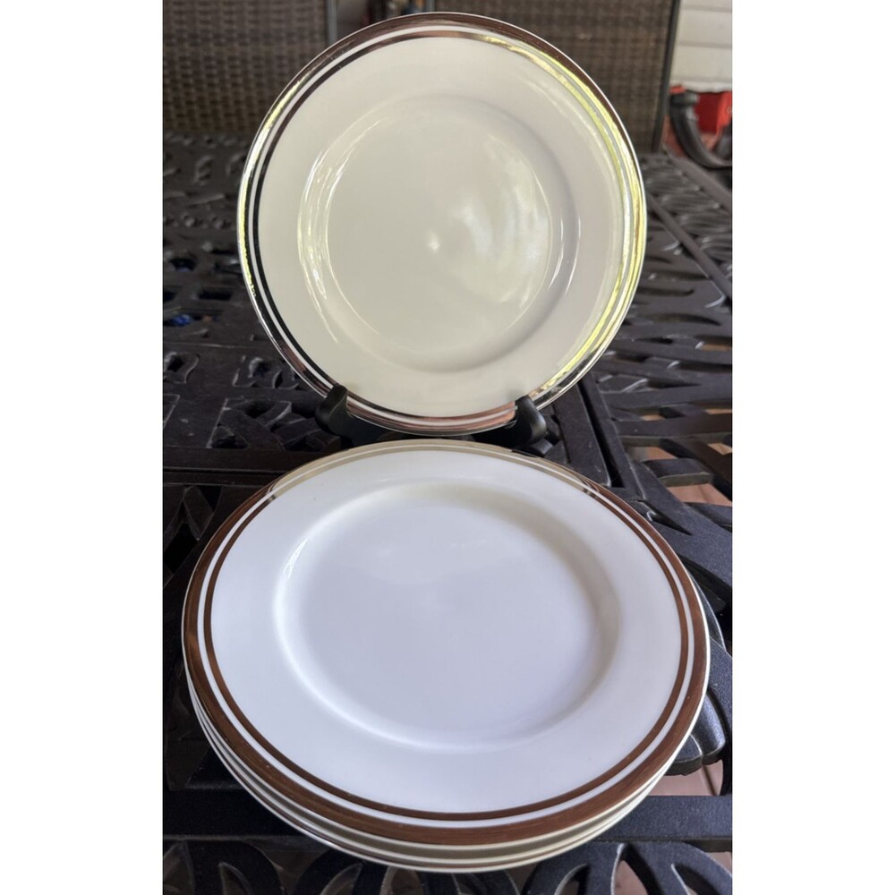 Set Of 4 Royal Doulton Pure Platinum 7 3/4" Salad Plates Made in England